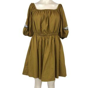 FANTASIC FAWN - WOMEN'S LARGE GOLD GATHERED WAIST ON OR OFF SHOULDER DRESS